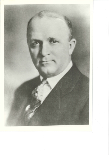 headshot of Frank C Mars